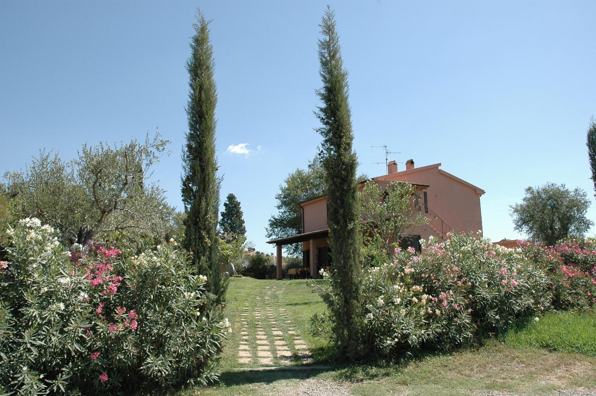 Agriturismo Pian Dei Pini Montiano  Bagian luar foto