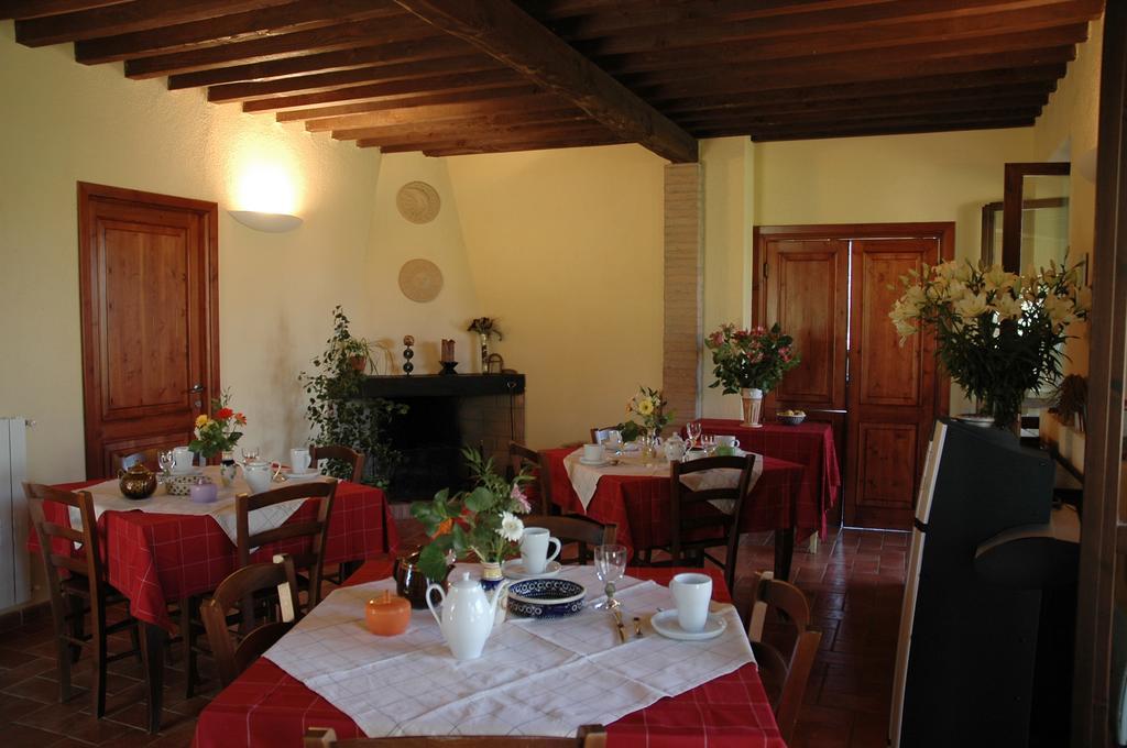 Agriturismo Pian Dei Pini Montiano  Bagian luar foto