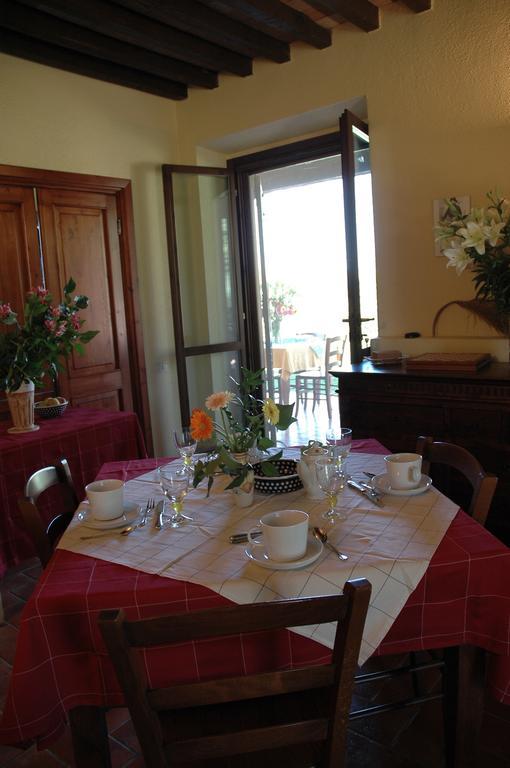 Agriturismo Pian Dei Pini Montiano  Bagian luar foto